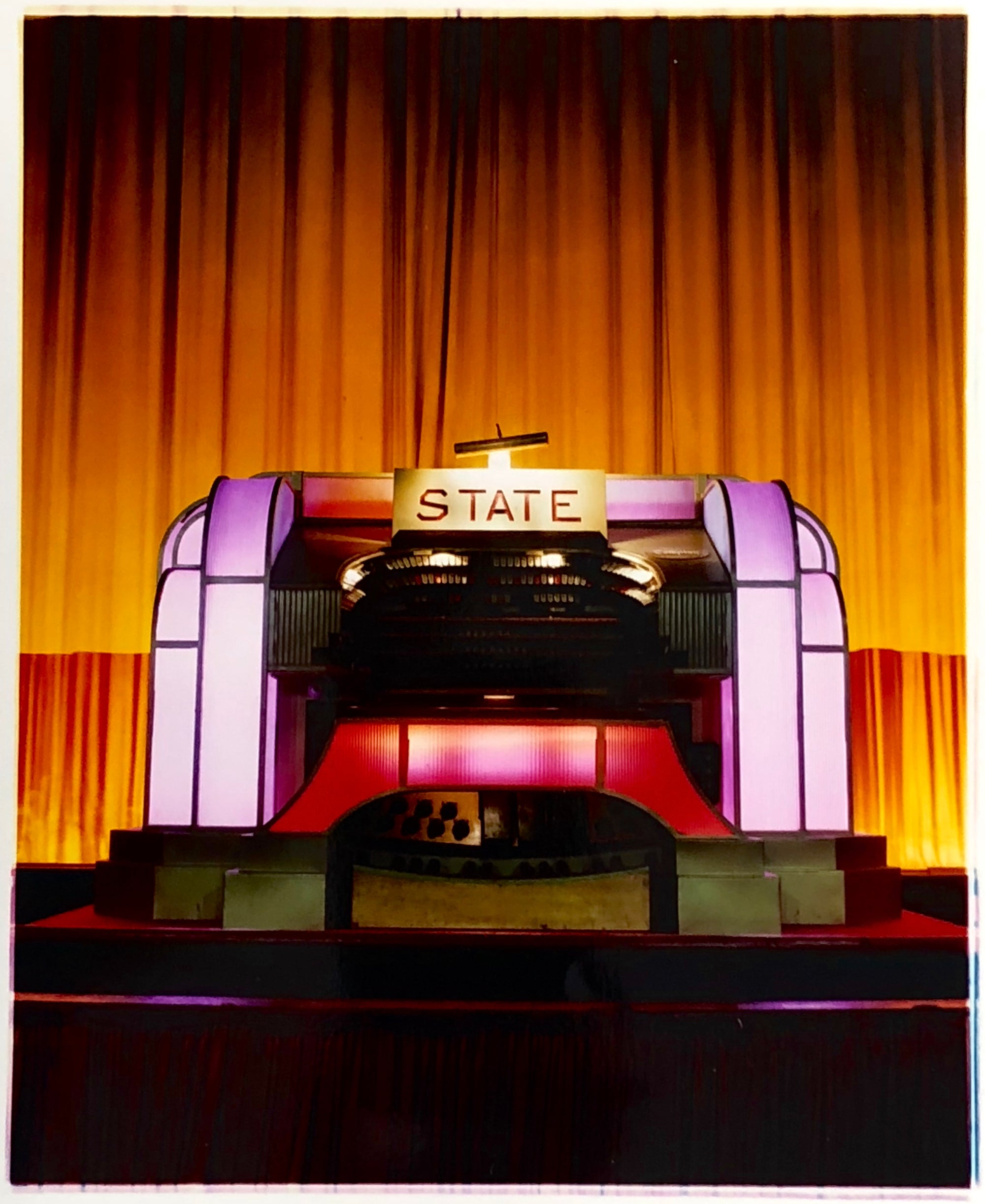 Compton Organ - The State, Grays, 2003
