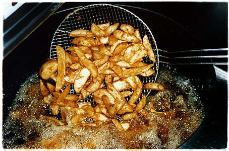 Chip frying I - Seasons, Gloucester Road, London 2004