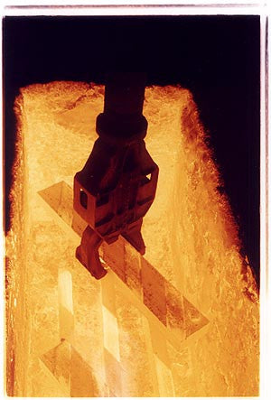 VIC discharging Soaking Pit II, Bloom&Billet Mill, Scunthorpe 2006