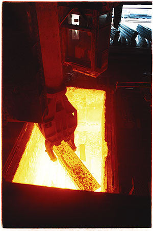 VIC discharging Soaking Pit, Bloom&Billet Mill, Scunthorpe 2007