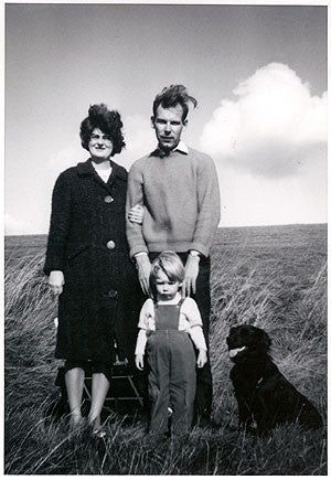 Heeps Family & dog by Grandma, Cambridgeshire 1968